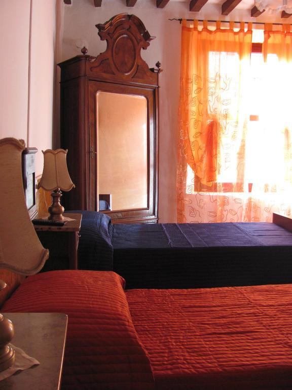 B&B San Francesco Parma Phòng bức ảnh